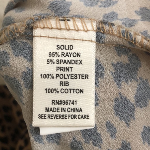 Belle Du Jour Oatmeal Leopard Peplum Top - Picture 6 of 6